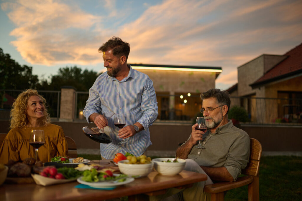 A Food Lover’s Guide to the Best Eats Near Jupiter Lakes Townhomes: Hidden Gems and Local Favorites